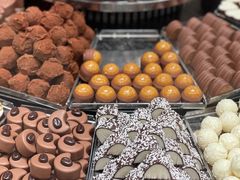 -Laderach 莱德拉(上海环贸iapm店)