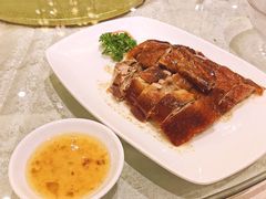 世家烧鹅皇-阿锋鲍鱼酒家美食汇(华安店)