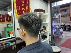 -乾健·烫染·接发SALON