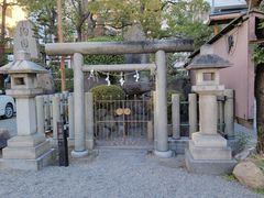 -难波八坂神社