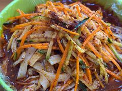 -不起眼麻辣烫凉皮店