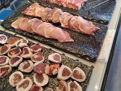 -鑫海汇海鲜烤肉火锅自助(七彩城店)