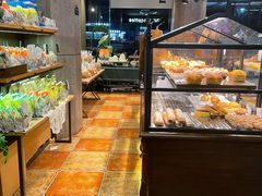 面包甜点陈列柜-红跑车(仙鹤街店)