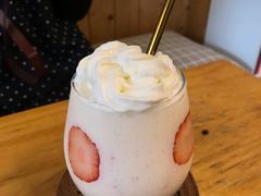 草莓酸奶-251#coffee roasters(沿河东路店)