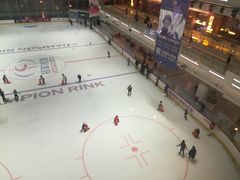 -冠军冰场CHAMPION RINK(凯德广场店)