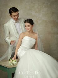 -乐派诗婚纱摄影