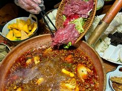 -围炉·云南铜瓢牛肉火锅(桐柏路店)