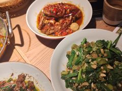 -吃饭皇帝大土家民族菜(正大广场店)
