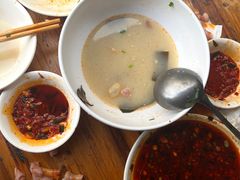 -中和裴氏蹄花(府河路店)
