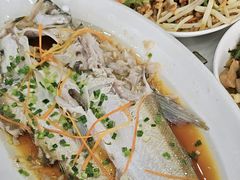 -丹水桥地锅鱼·翘嘴鲌·地方特色全鱼宴(丹江口大坝店)