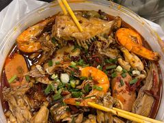 -鸿顺老铁锅美蛙鱼府(解放碑店)
