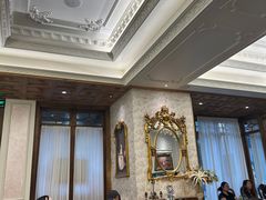 -秘密旅行Bonjour(黑金冠 江南西店)