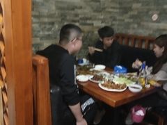 卡座-喜胖串店(光华路店)