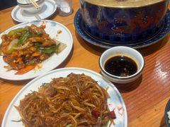 -快乐老家三鲜饺子东北菜(南六中路店)