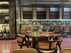 -肆海小川菜酒馆Wine Bistro (青年路店)