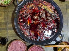 -黄潇洒老火锅(九眼桥宏济巷店)