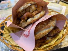 烧饼夹五花肉-老徐烧烤涮肚(交道口店)