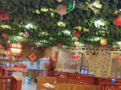 -袁小二大东北铁锅炖(吉祥村总部)