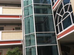 -上海市第一师范学校附属小学