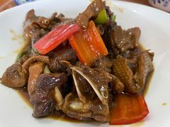 红烧老鹅-鼎鲜·蟹农渔水·阳澄湖大闸蟹·农家乐(美人腿店)