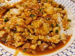 活海肠辽参捞饭-小船渔村•大连菜•大连焖鱼(黄河路店)