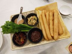 -老船夫婚宴婚庆会馆(延吉路店)