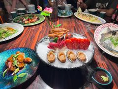 -粤·向群饭店(麓景路店)