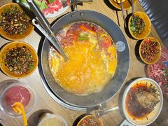 -贵厨酸汤牛肉(小十字店)