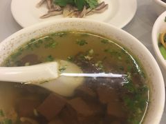 -月亮房·白斩鸡(娄山关路店)