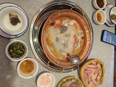 -阿婆情腊排骨火锅(金虹路店)