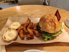 -奈雪的茶(宝龙一城店)