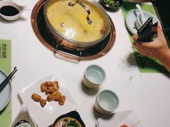 -洪氏嗨捞·猪肚鸡火锅(阳光天地店)