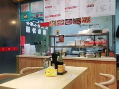 -禧凰·老上海白斩鸡辣肉面店