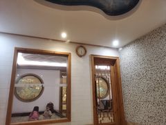 -弘安丽水温泉酒店