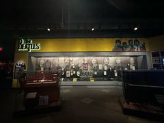 -摇滚乐名人堂博物馆