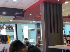-麦当劳(汉口火车站候车室店)