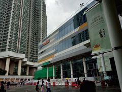-东荟城名店仓
