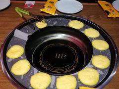 -三人行骨头王火锅(长寿店)