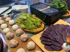 -慢丽江·云南野生菌土鸡锅(西山店)