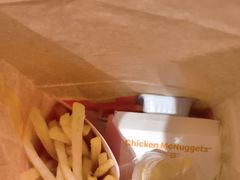 -麦当劳(中二横路店)