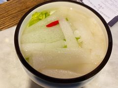 -尚尚仙·酸汤猪手·猪肚鸡火锅(华联万柳购物中心店)