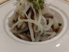 海蜇皮萝卜丝-上海小南国(世博源店)