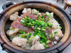 -容里煲仔饭(利丰北路店)