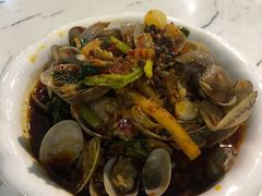 -凤凰路何眼镜香辣蟹(花果园店)