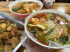 -二钢串叔麻辣烫(华龙大厦店)