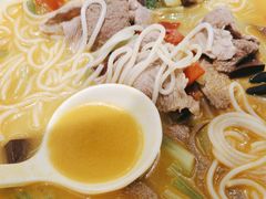 -粉小主·贵州酸汤牛肉粉(南京仙林金鹰店)