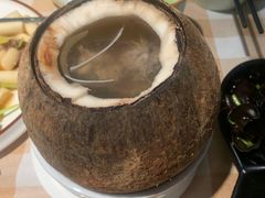 原只椰子炖乌鸡-珍味汤馆·潮汕家乡菜(保利文化广场店)