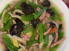 -洪霞餐馆·川菜·鲜货现炒(两江春城店)