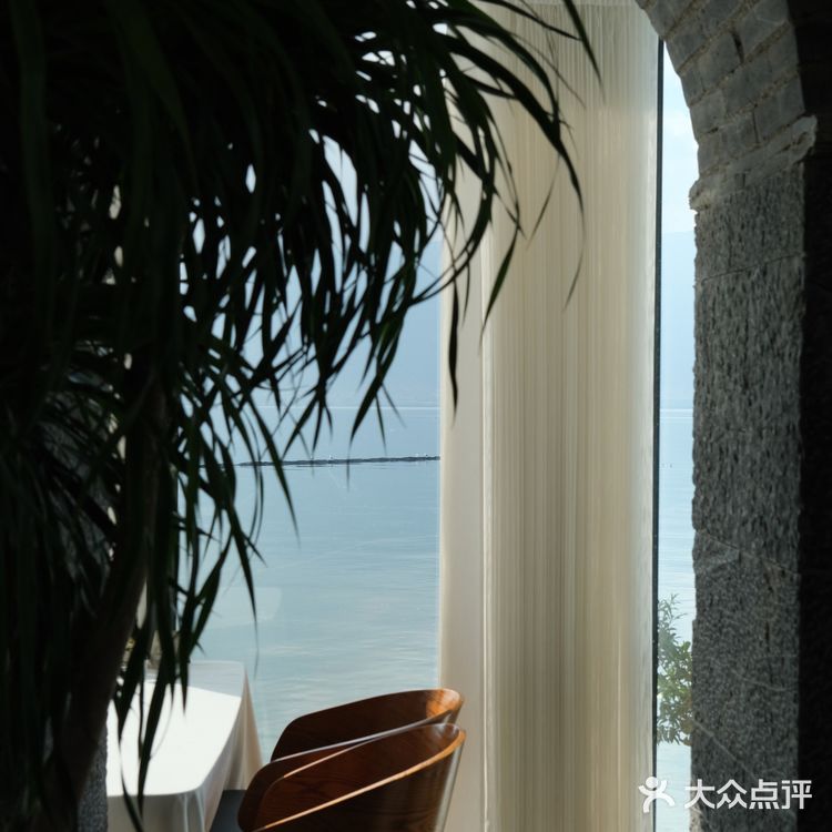 心波随水波荡漾｜幸福容波光粼粼