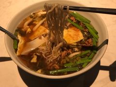 咸菜肉丝面-荣小馆(临海世纪花城店)